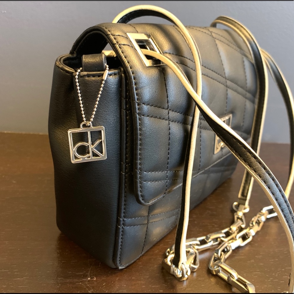 Crossboday Bag - Picture 2 of 8
